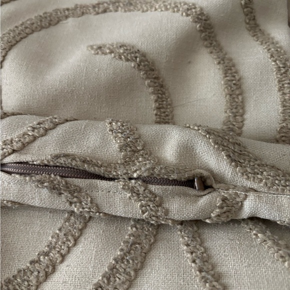 Beige Swirl Patterned Pillow Covers 22x22 set of 2 - Picture 4 of 7